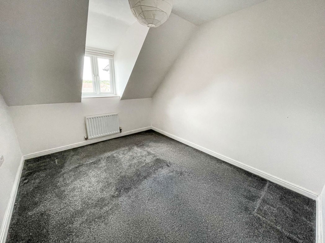 Property image 7 of 8