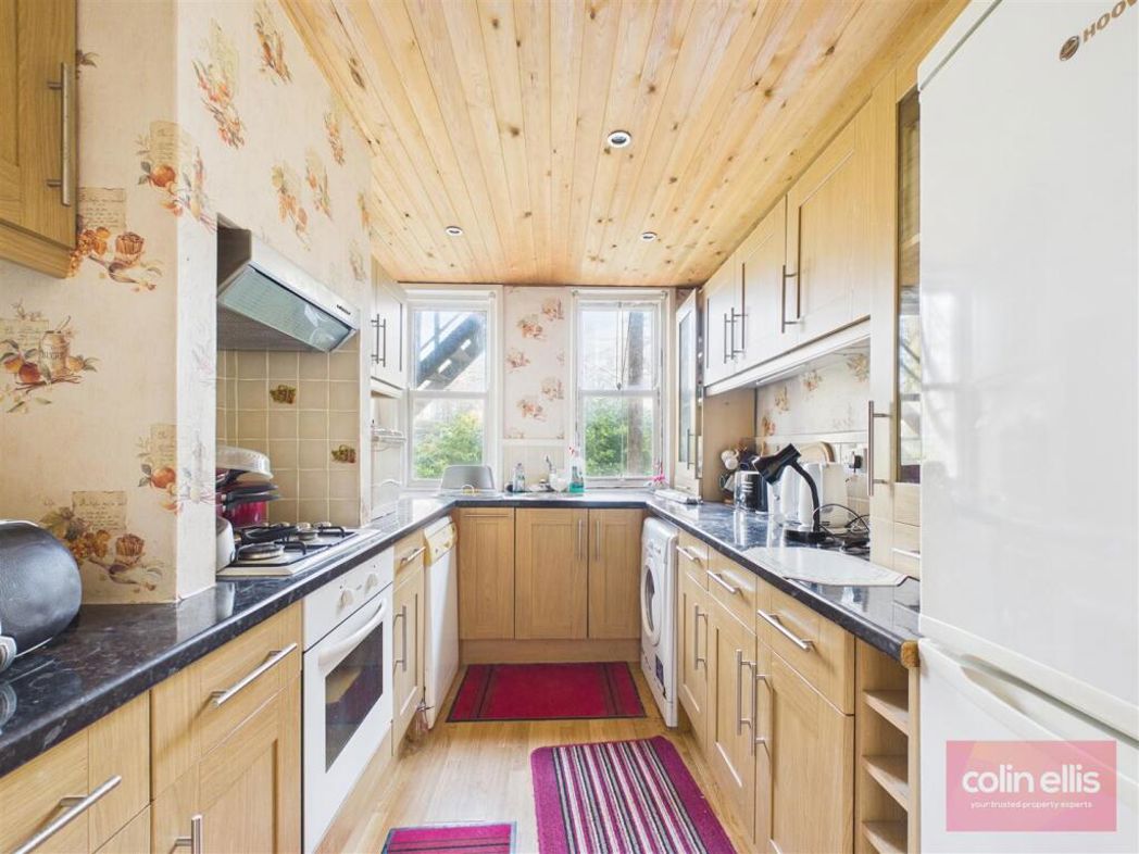 Property image 3 of 8