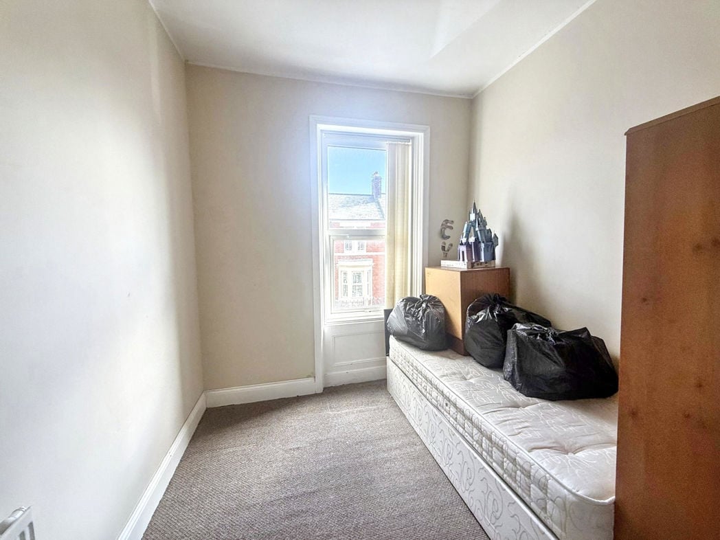 Property image 6 of 7