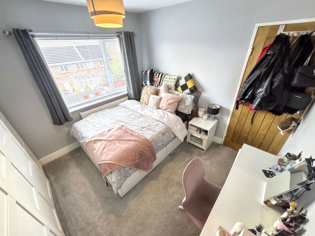 Property image 10 of 16