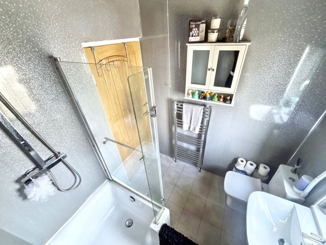 Property image 12 of 16