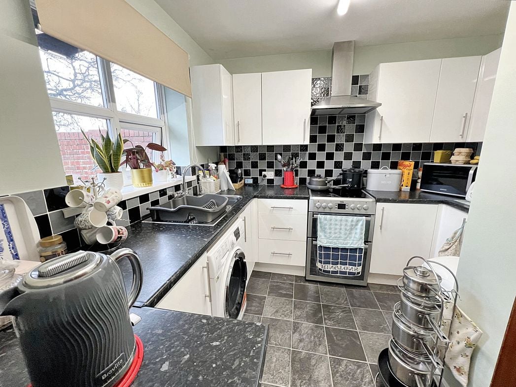 Property image 3 of 7