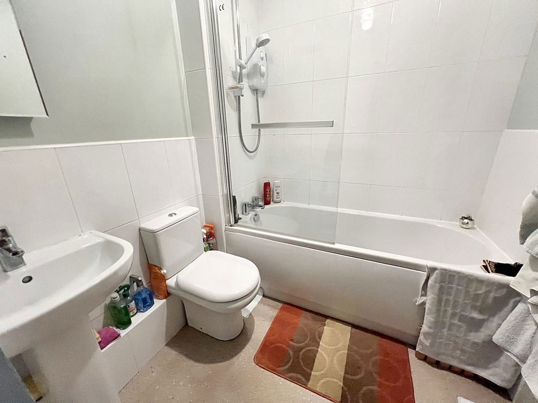 Property image 6 of 7