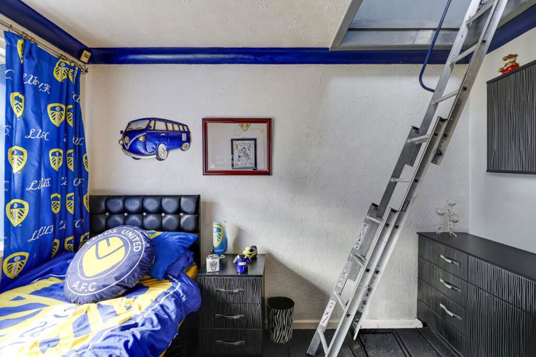 Property image 16 of 28