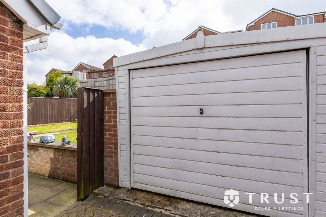 Property image 23 of 28