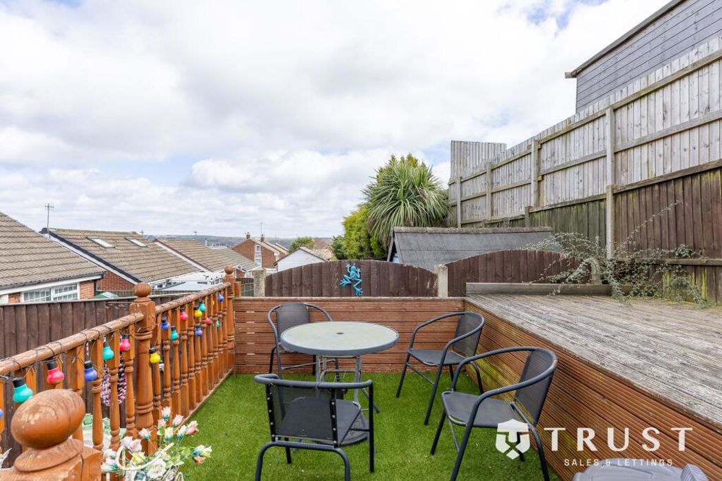 Property image 25 of 28