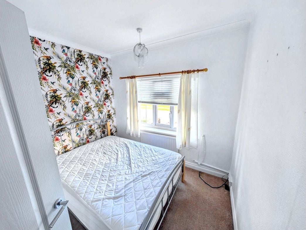 Property image 14 of 18
