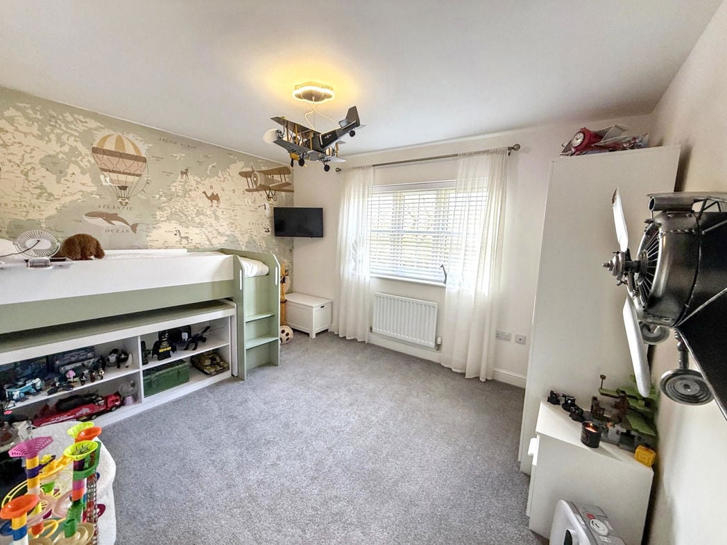 Property image 17 of 24