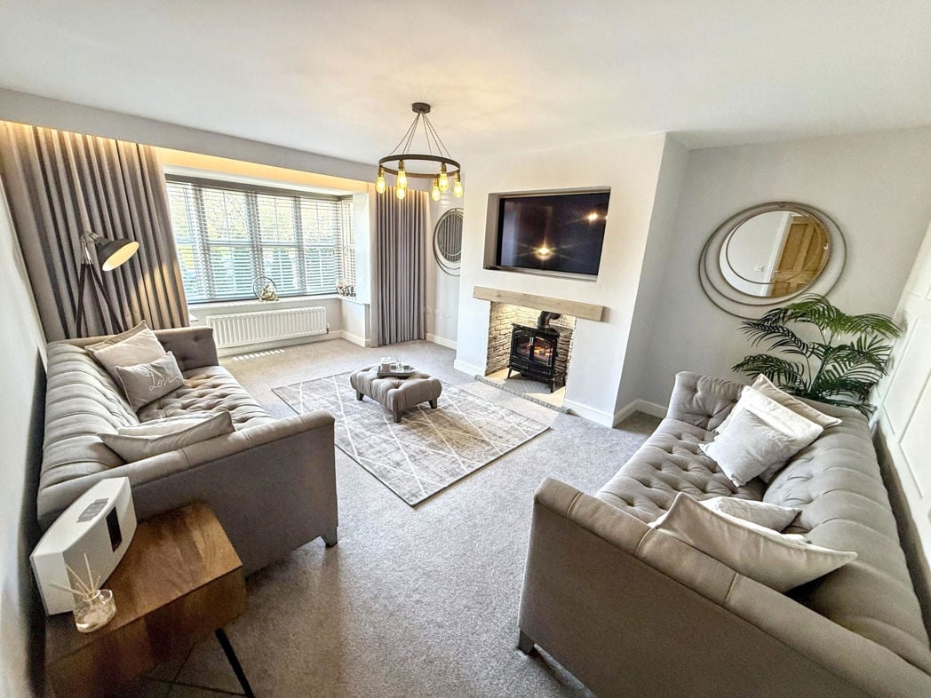 Property image 3 of 24