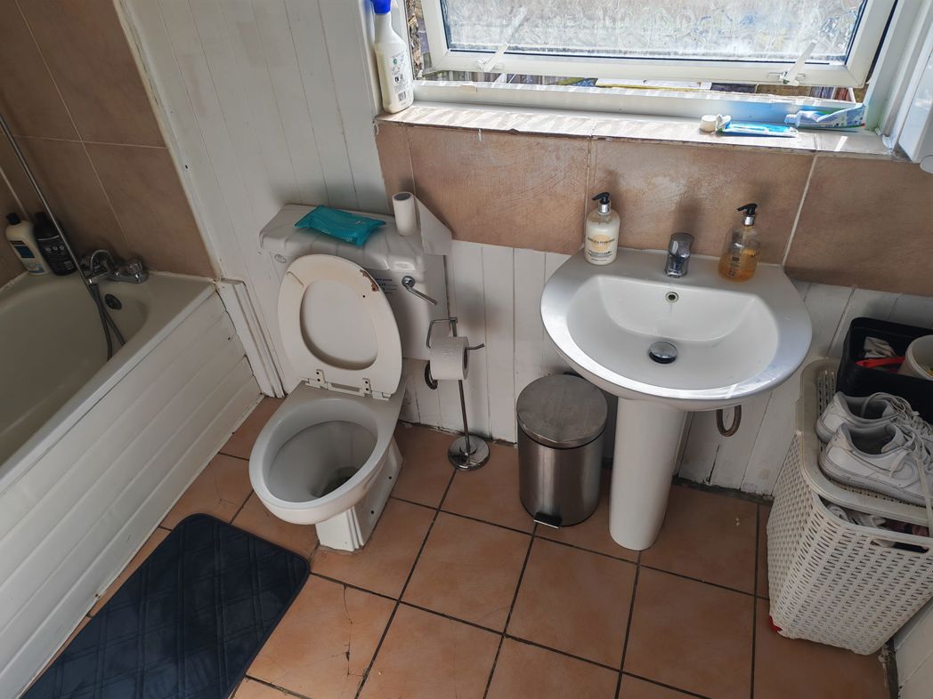 Property image 7 of 7