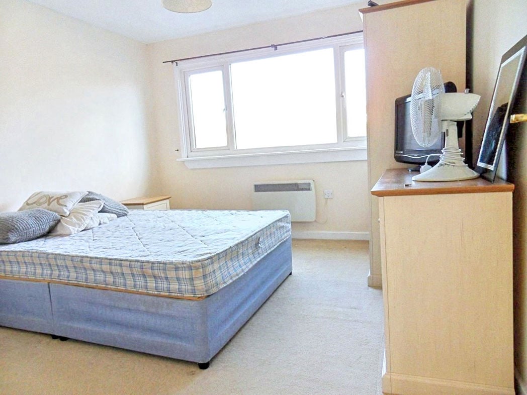 Property image 13 of 15
