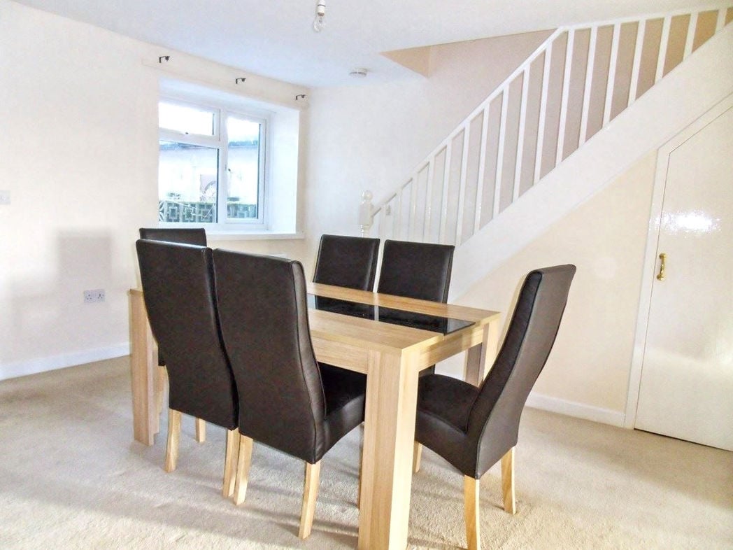 Property image 2 of 15