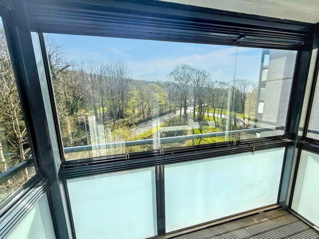 Property image 10 of 18