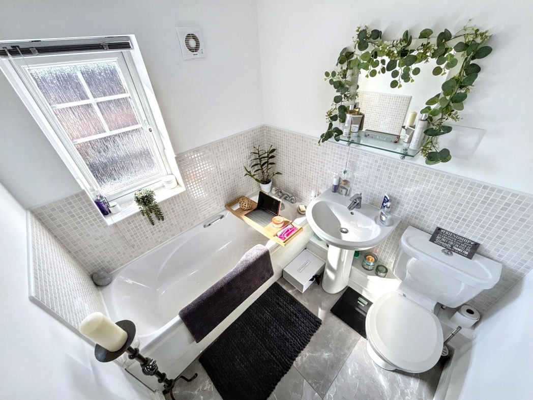 Property image 17 of 22