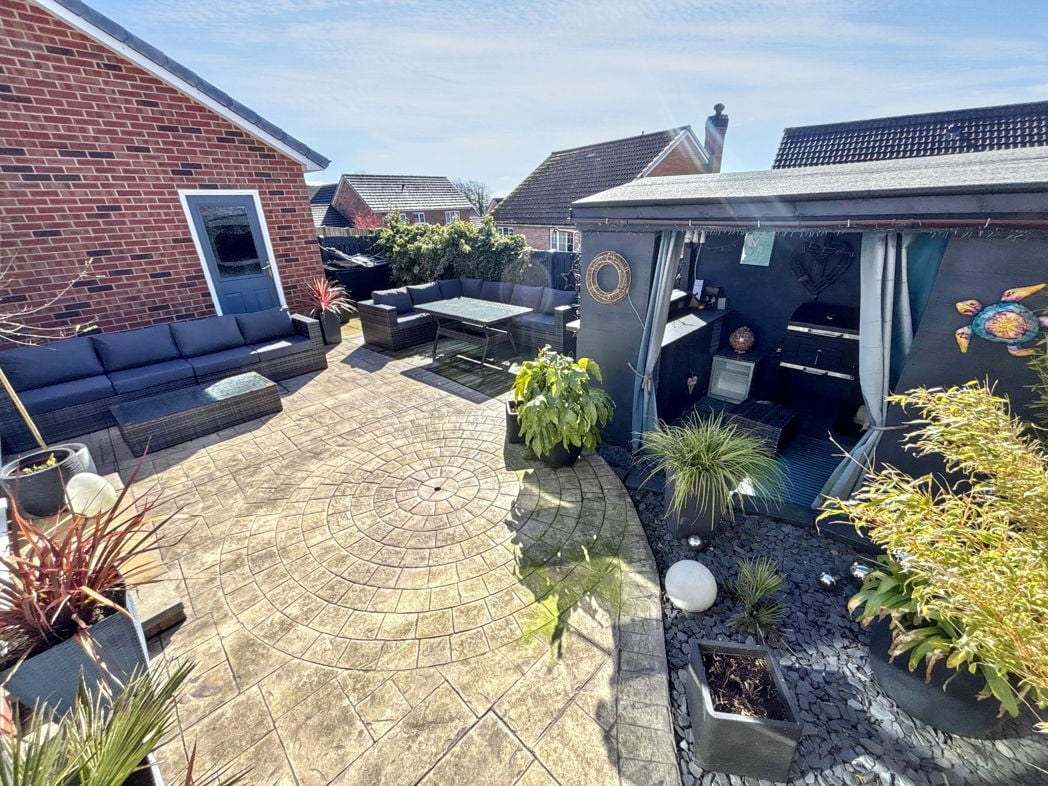 Property image 18 of 22