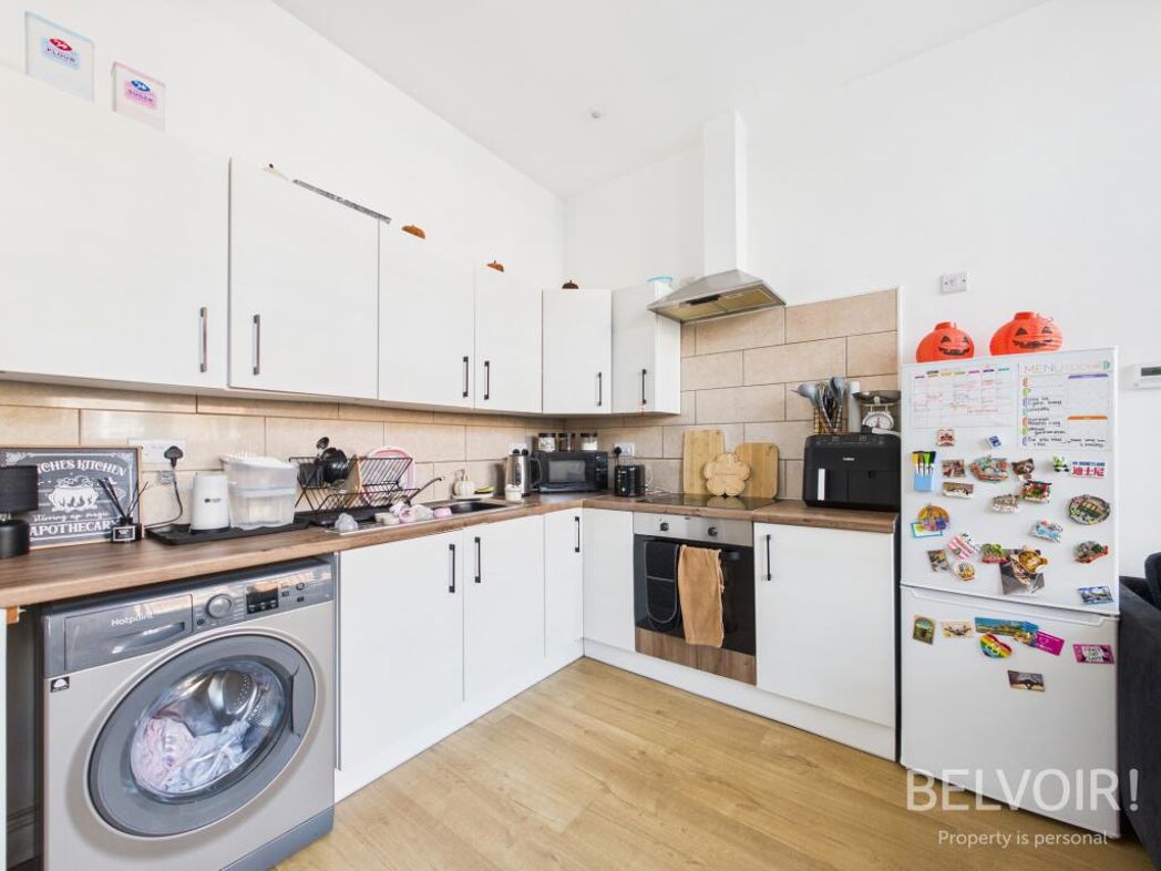Property image 5 of 14