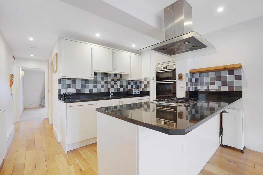 Property image 2 of 17
