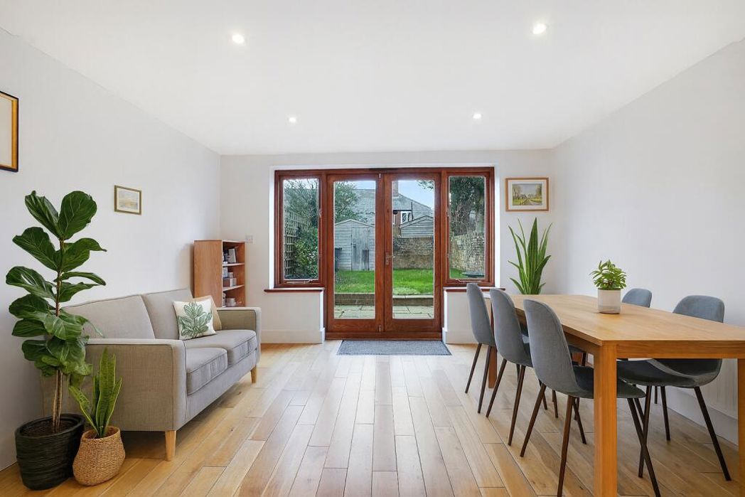 Property image 4 of 17