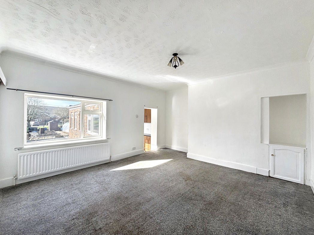 Property image 2 of 13
