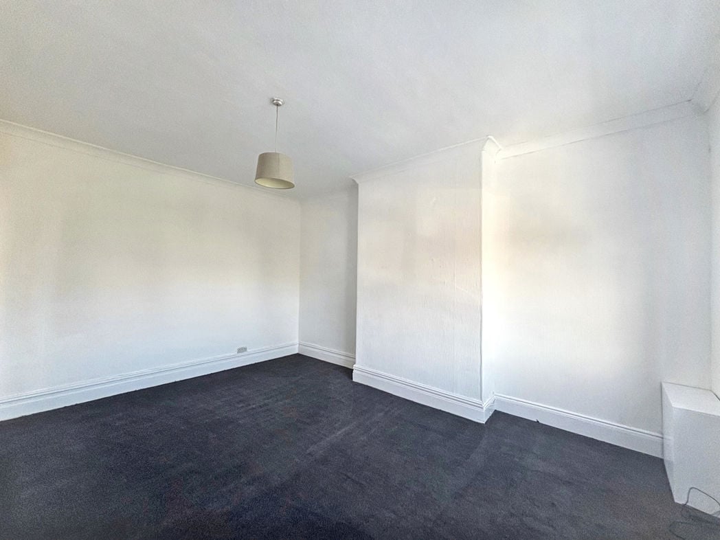 Property image 4 of 13