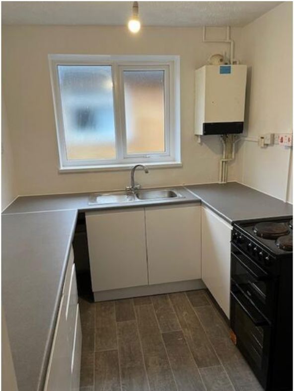 Property image 2 of 17