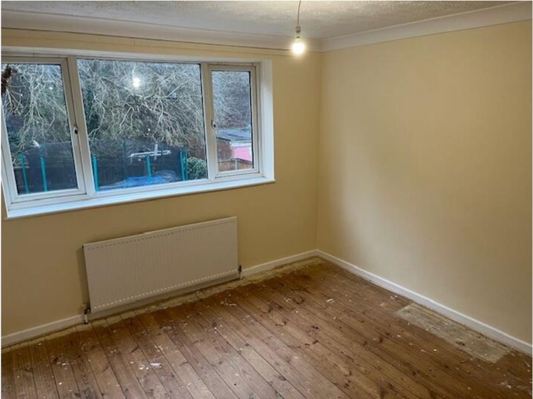 Property image 10 of 17