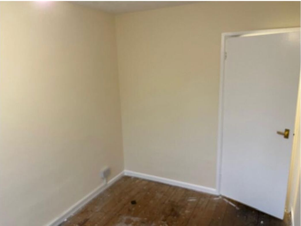 Property image 15 of 17