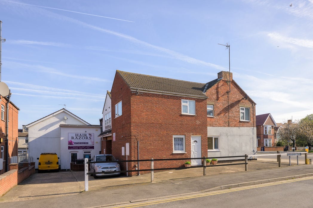 Property image 14 of 16