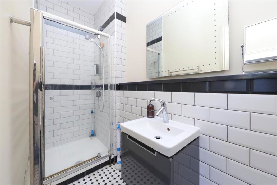 Property image 7 of 21