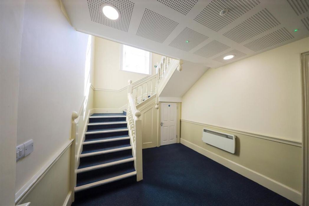 Property image 12 of 21