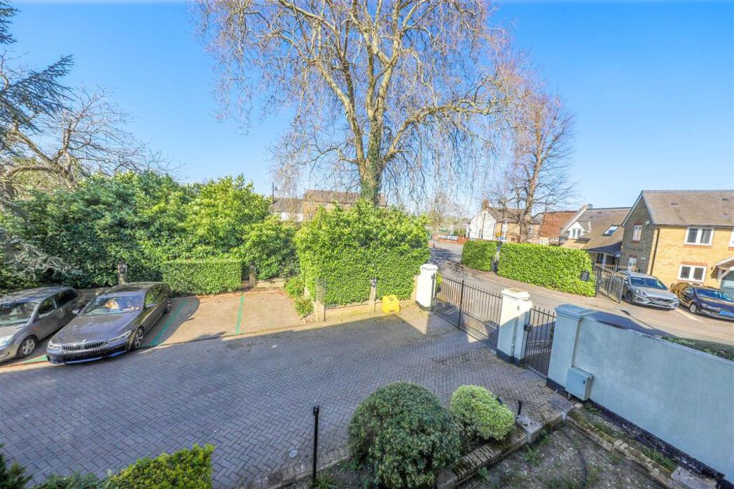 Property image 18 of 21