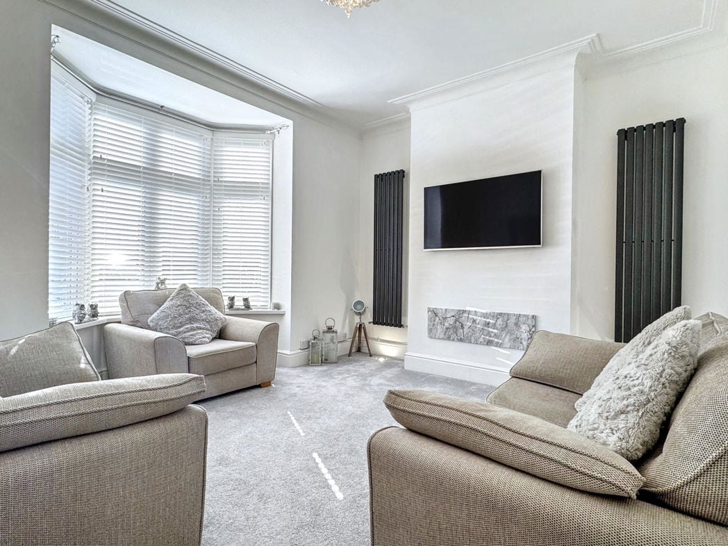 Property image 3 of 28