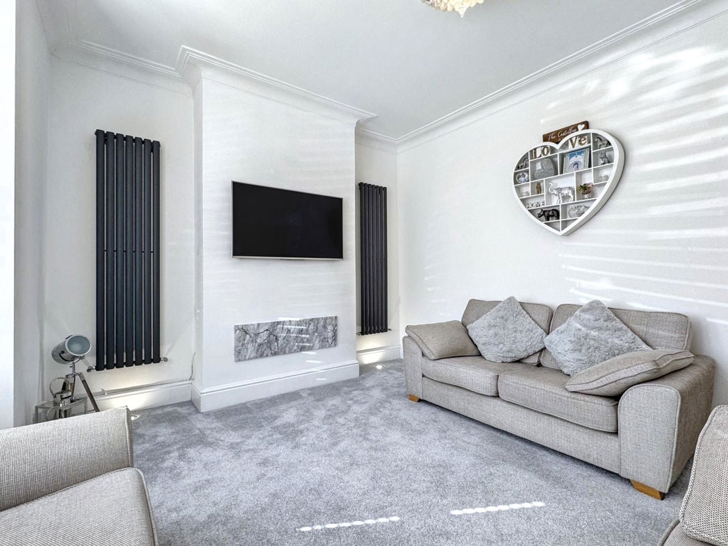 Property image 5 of 28