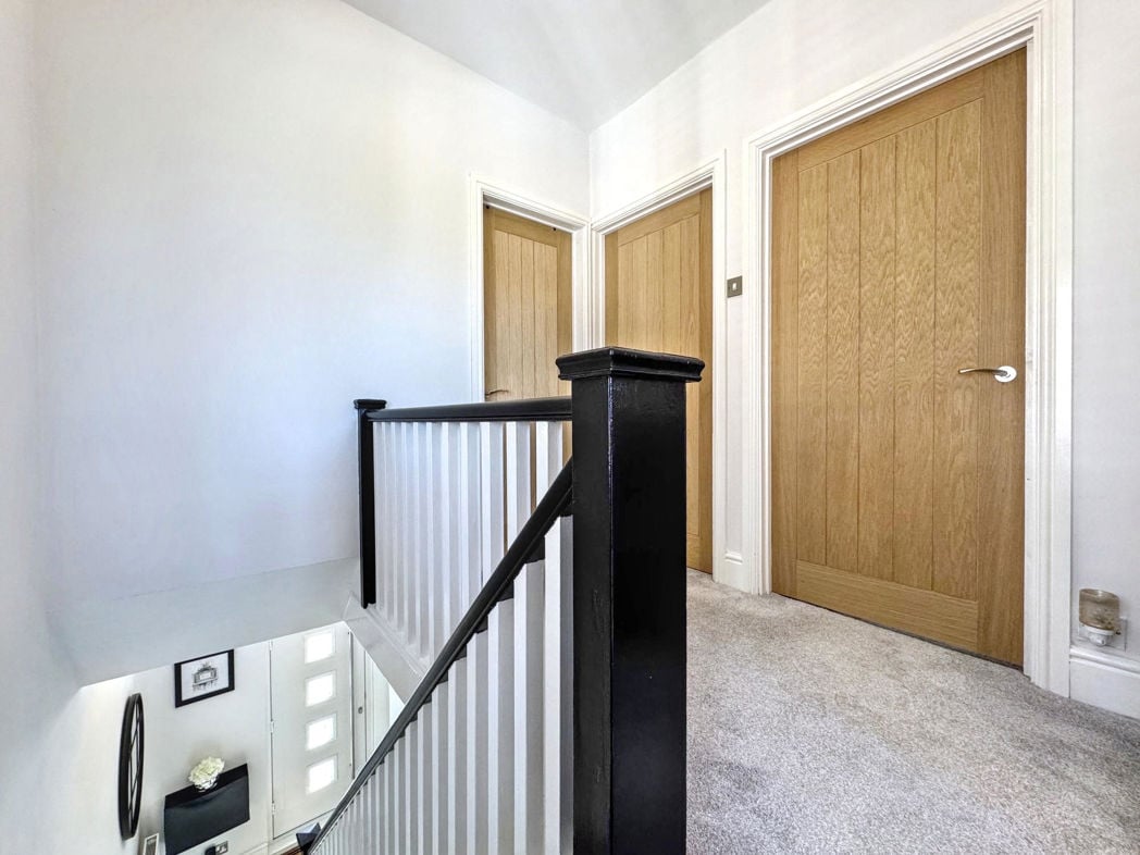 Property image 14 of 28