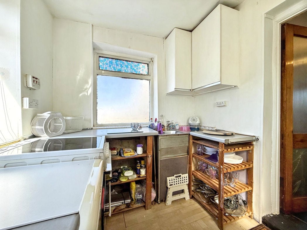 Property image 10 of 23