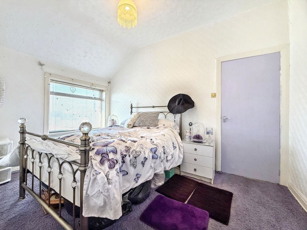 Property image 15 of 23