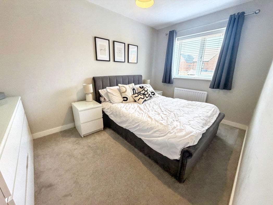 Property image 10 of 19