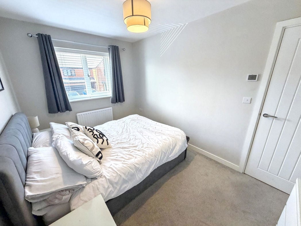 Property image 12 of 19