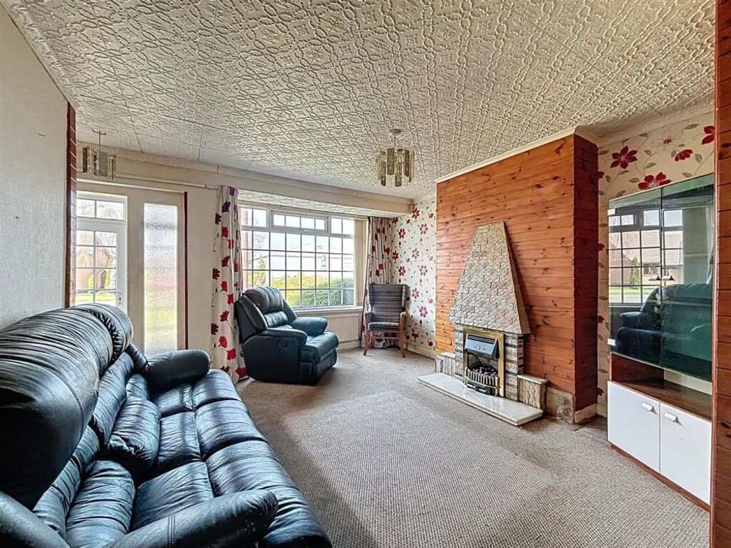 Property image 4 of 17