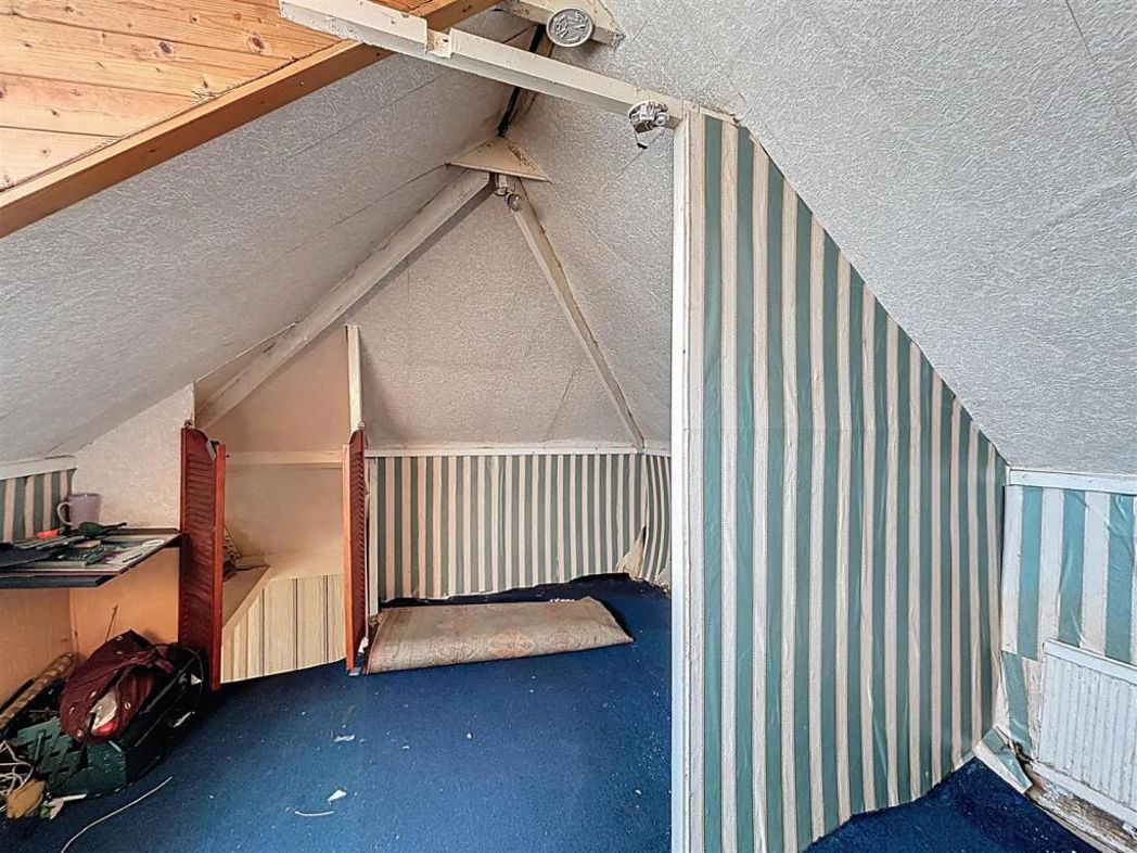 Property image 14 of 17