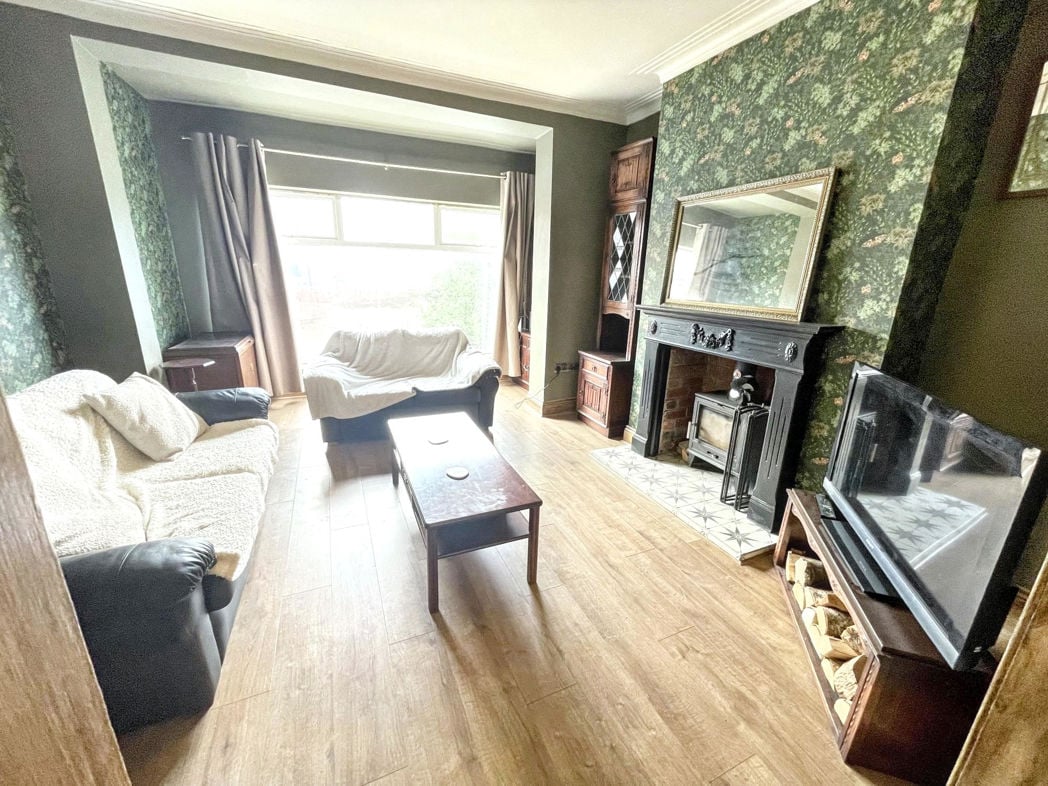 Property image 3 of 14
