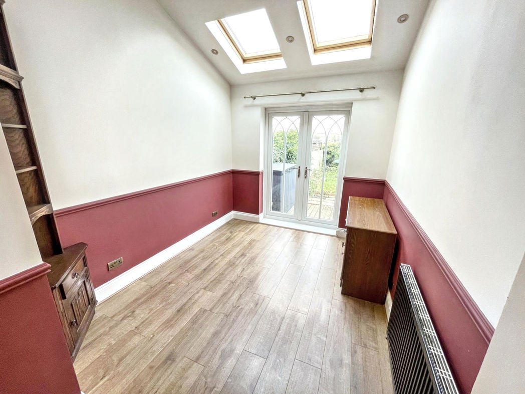 Property image 5 of 14