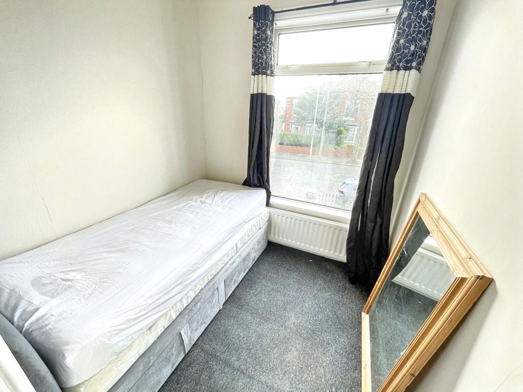 Property image 12 of 14