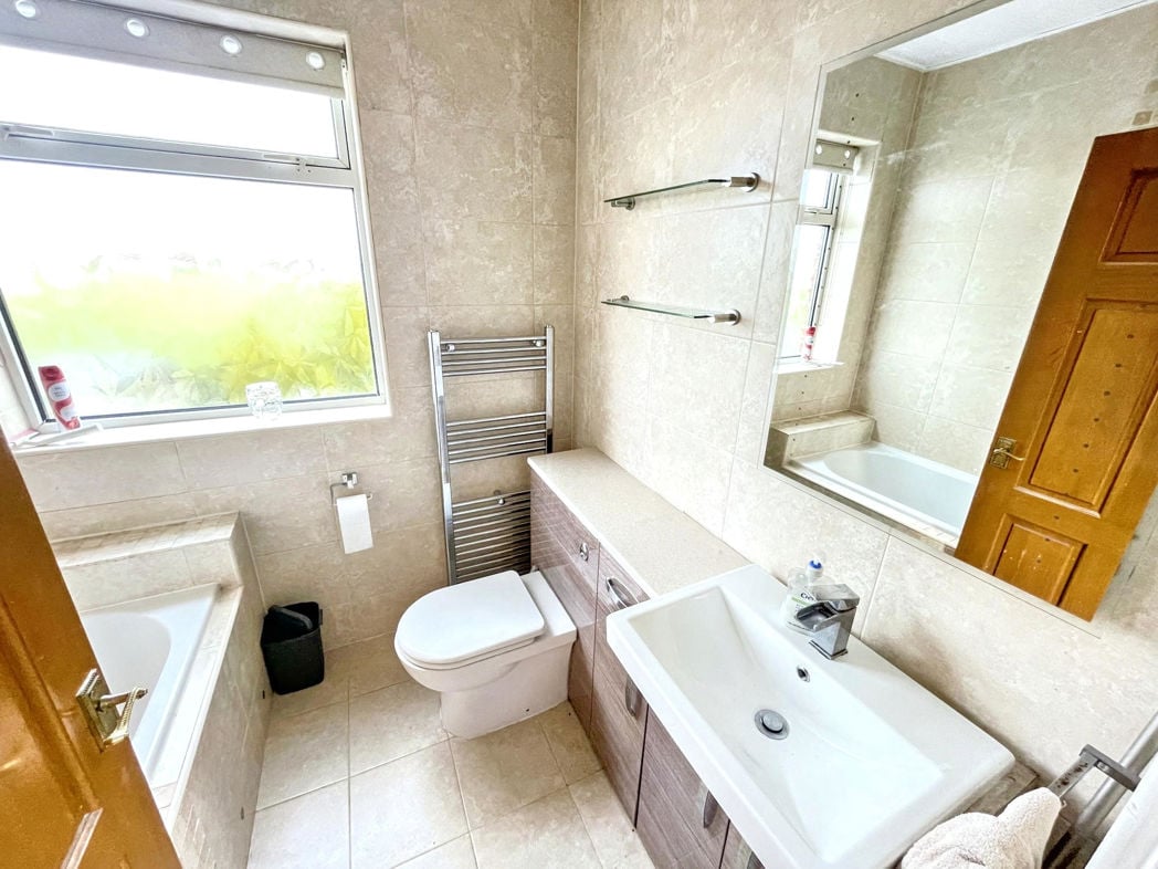 Property image 13 of 14