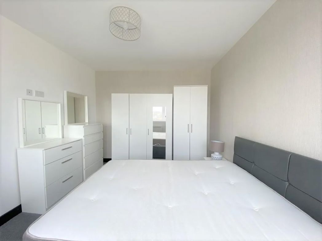 Property image 4 of 7
