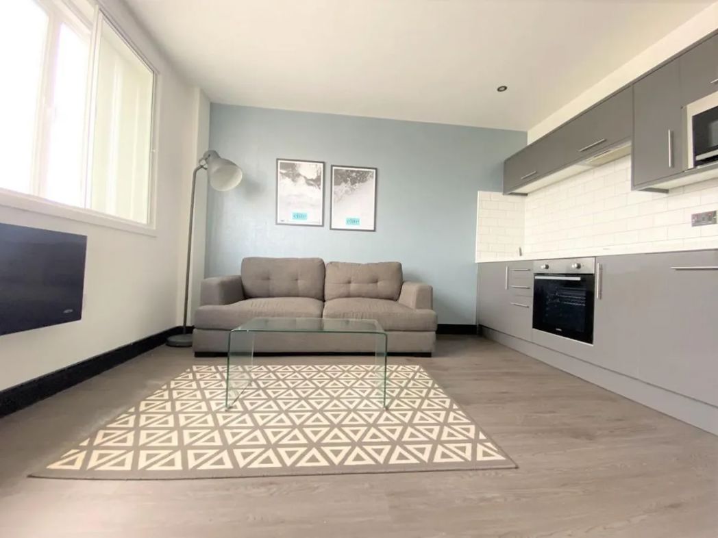 Property image 2 of 7