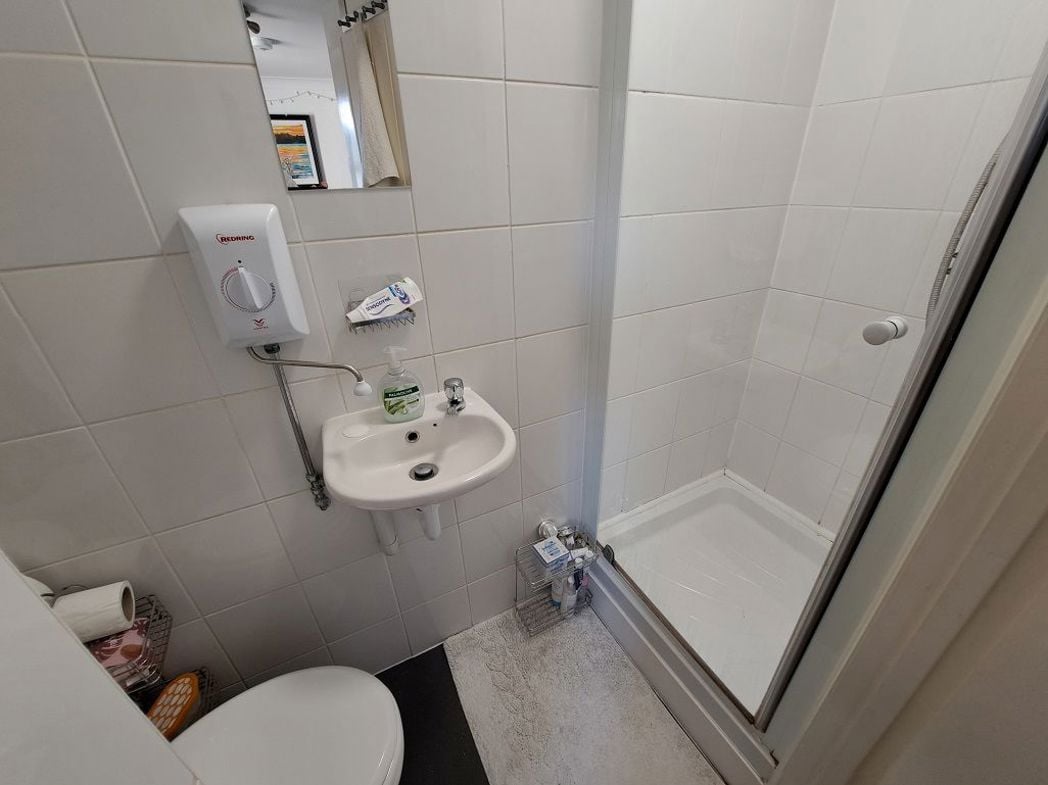 Property image 5 of 5