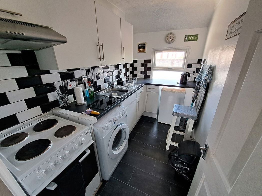 Property image 3 of 7