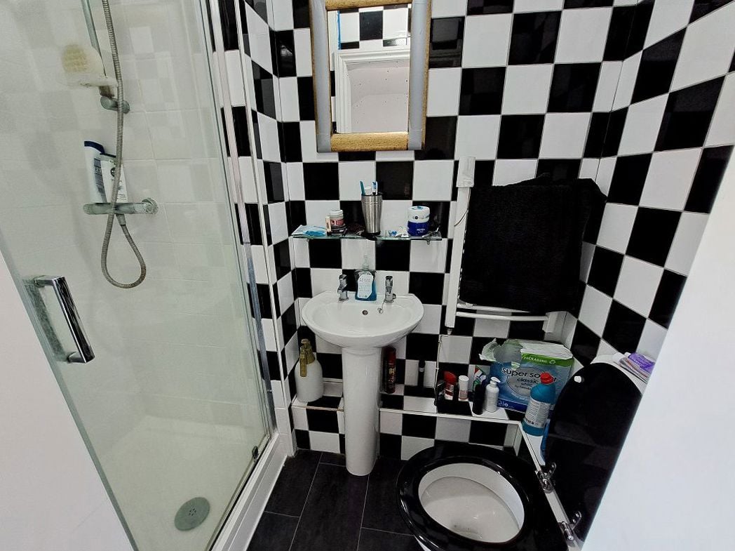 Property image 5 of 7