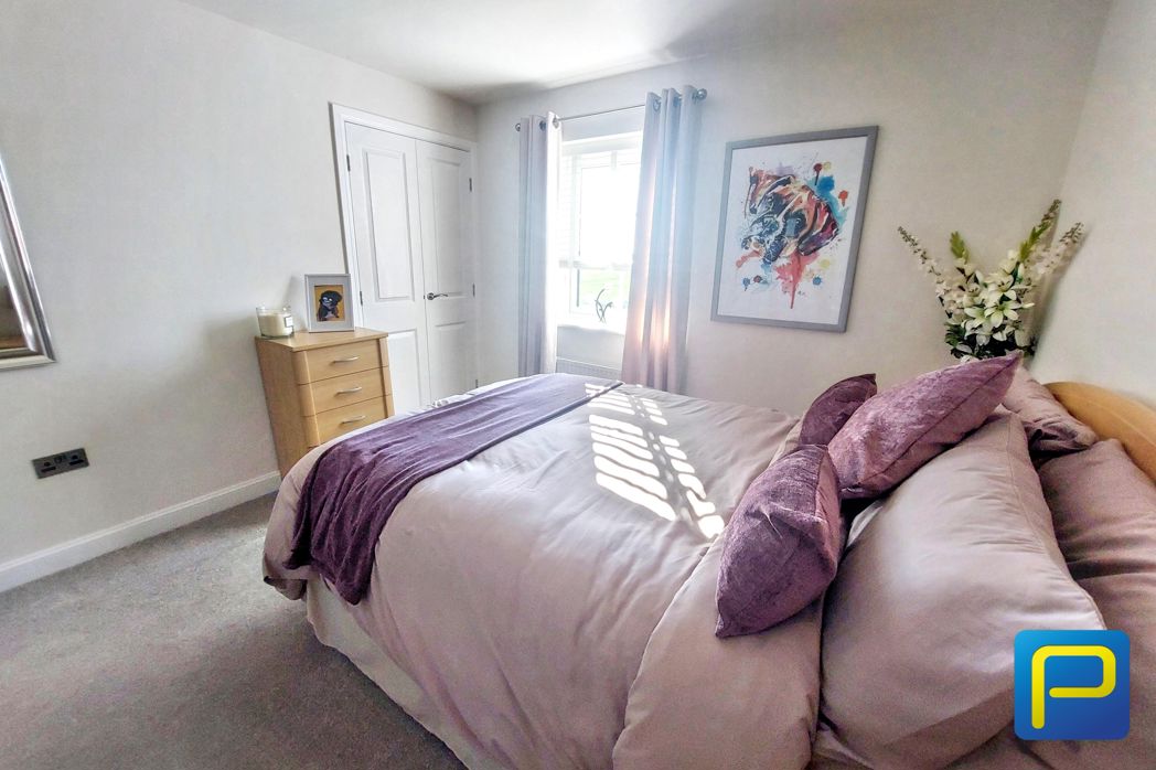 Property image 18 of 24
